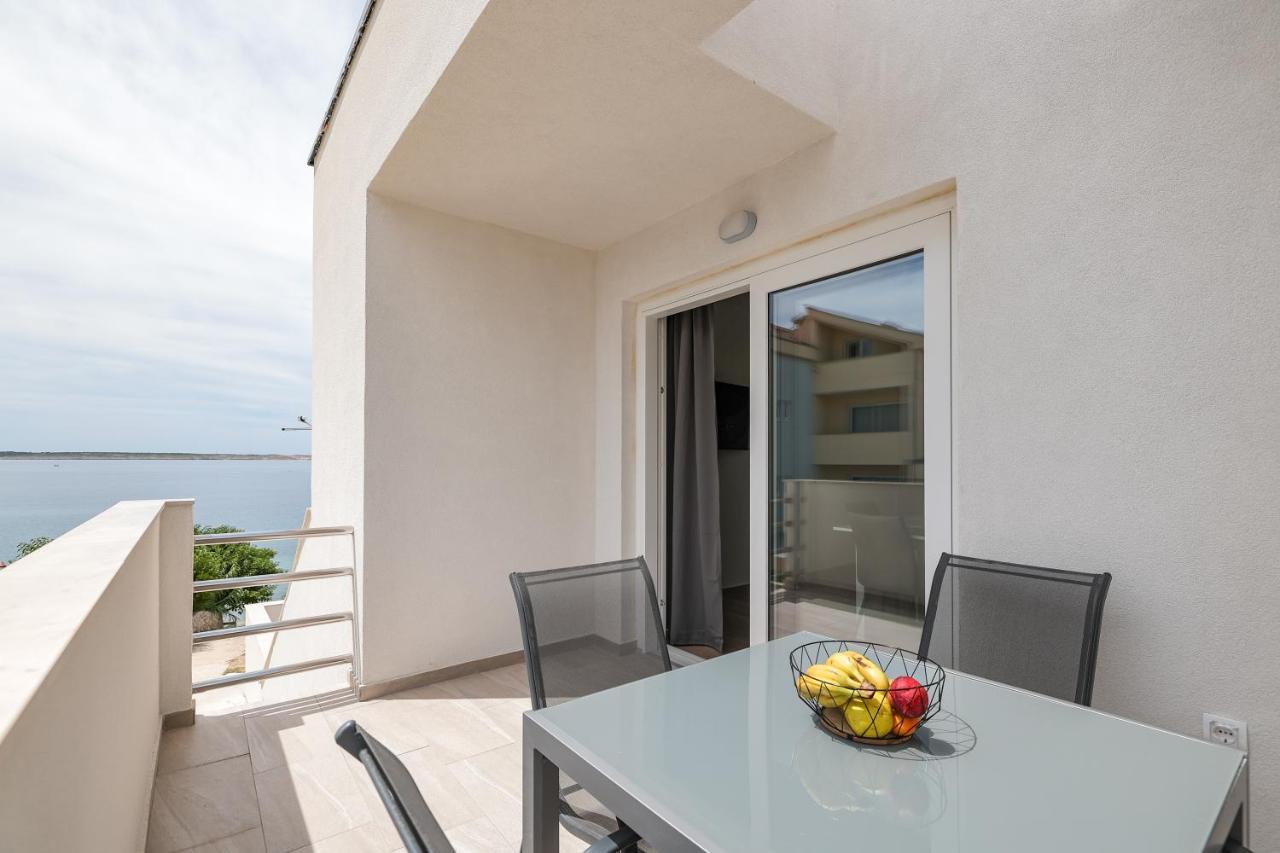 Beachfront Apartments Tic With Seaview Miletici Exteriör bild