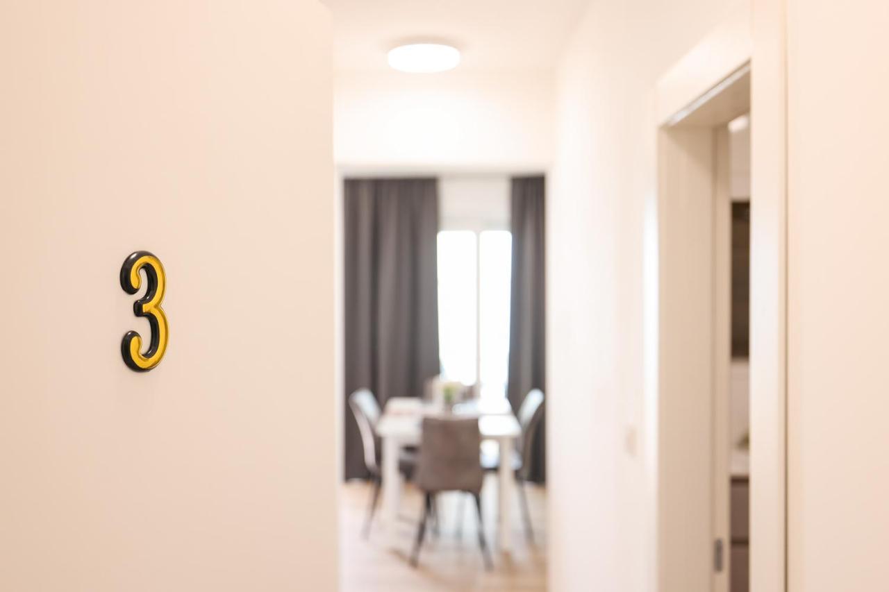 Beachfront Apartments Tic With Seaview Miletici Exteriör bild