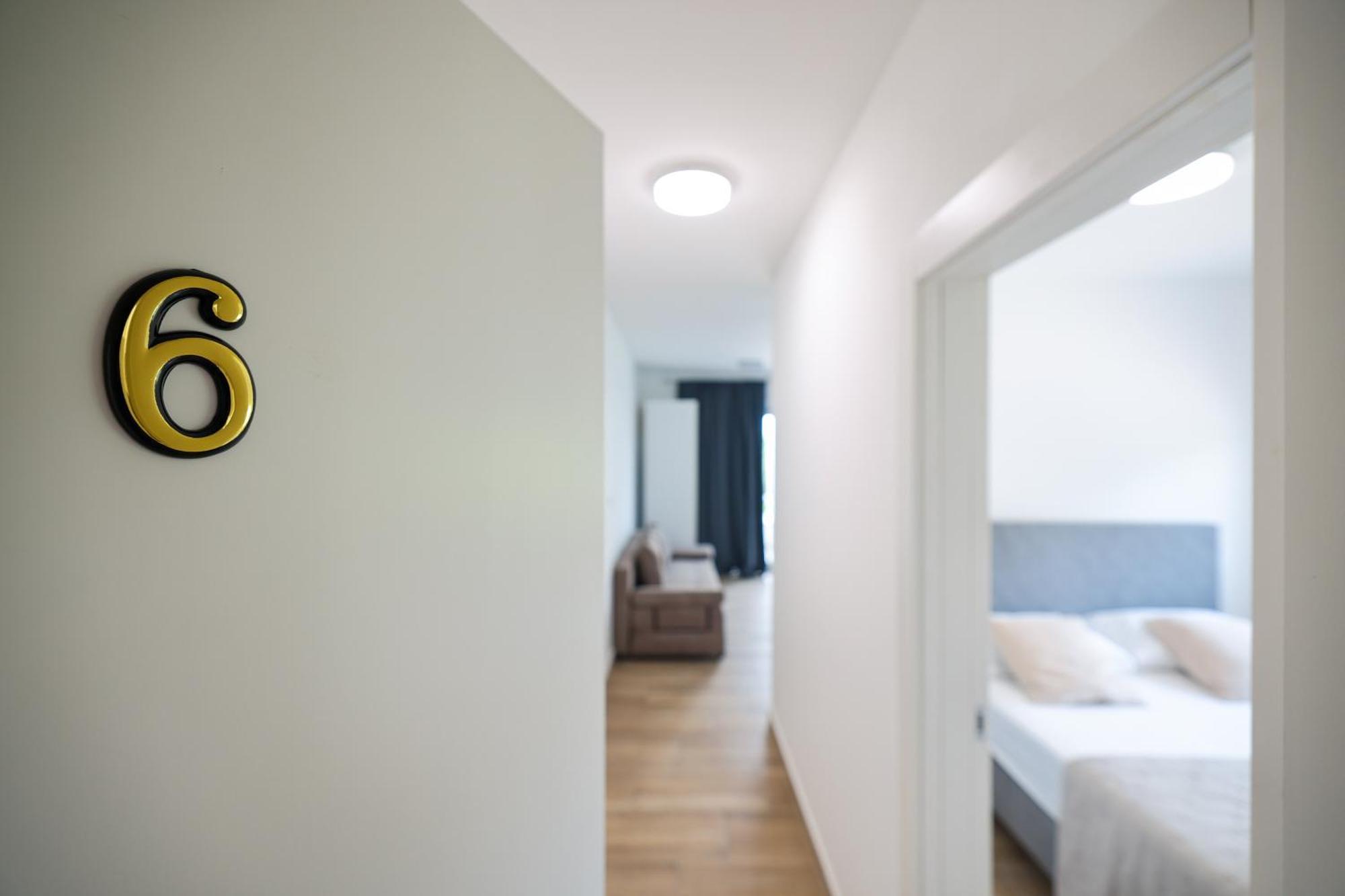 Beachfront Apartments Tic With Seaview Miletici Exteriör bild