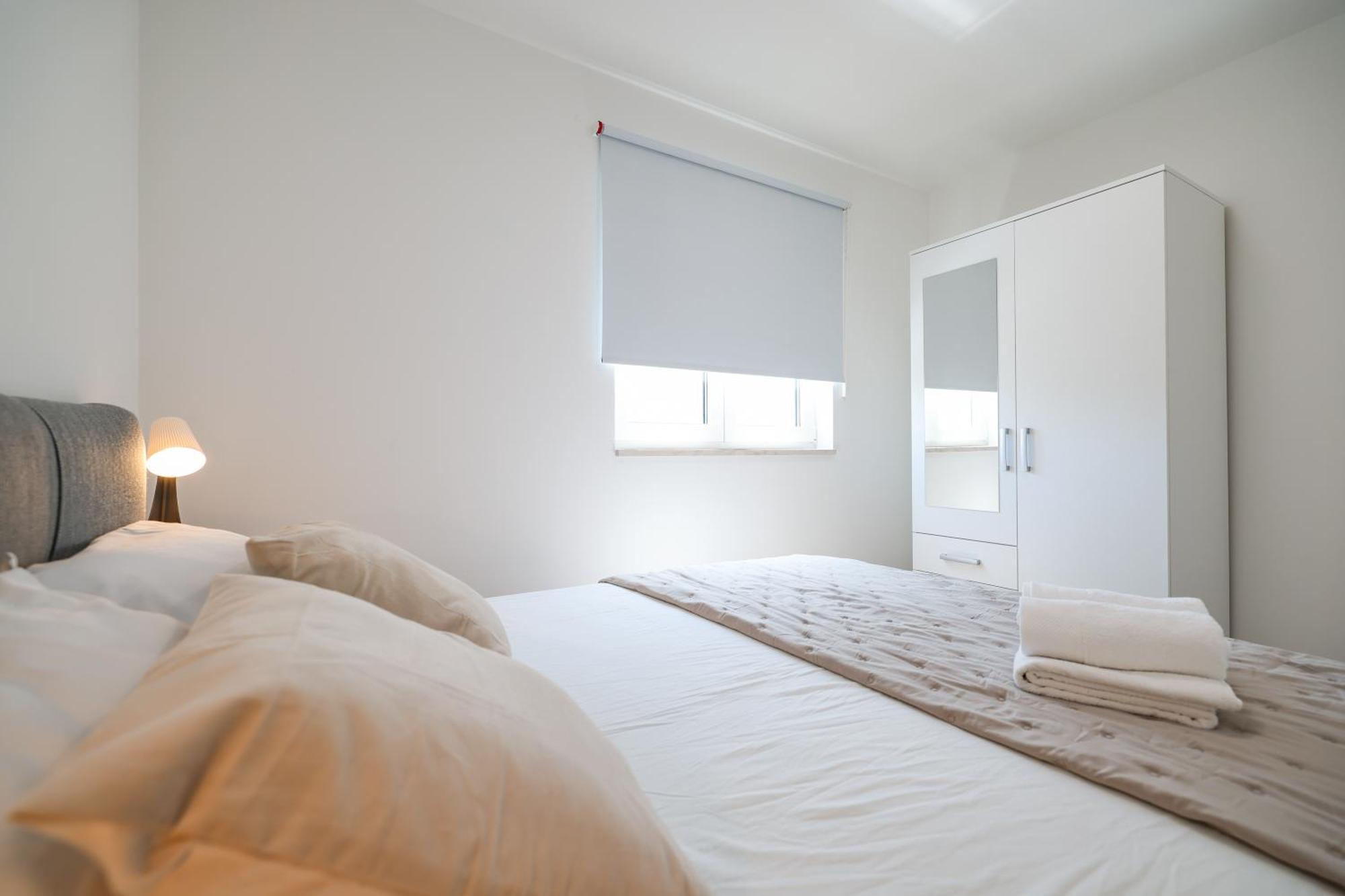 Beachfront Apartments Tic With Seaview Miletici Exteriör bild